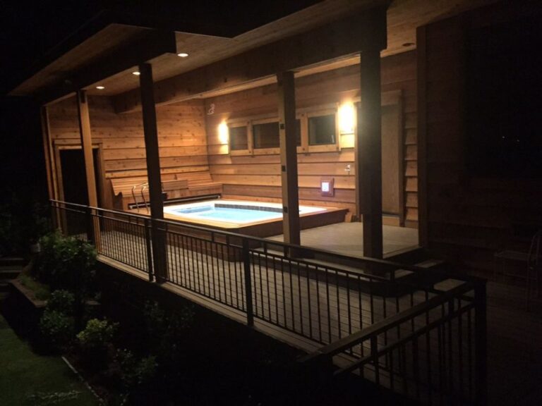 480S outdoor swim spa