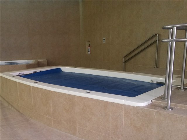 400 T hydrotherapy pool