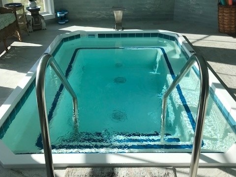 custom fiberglass plunge pool