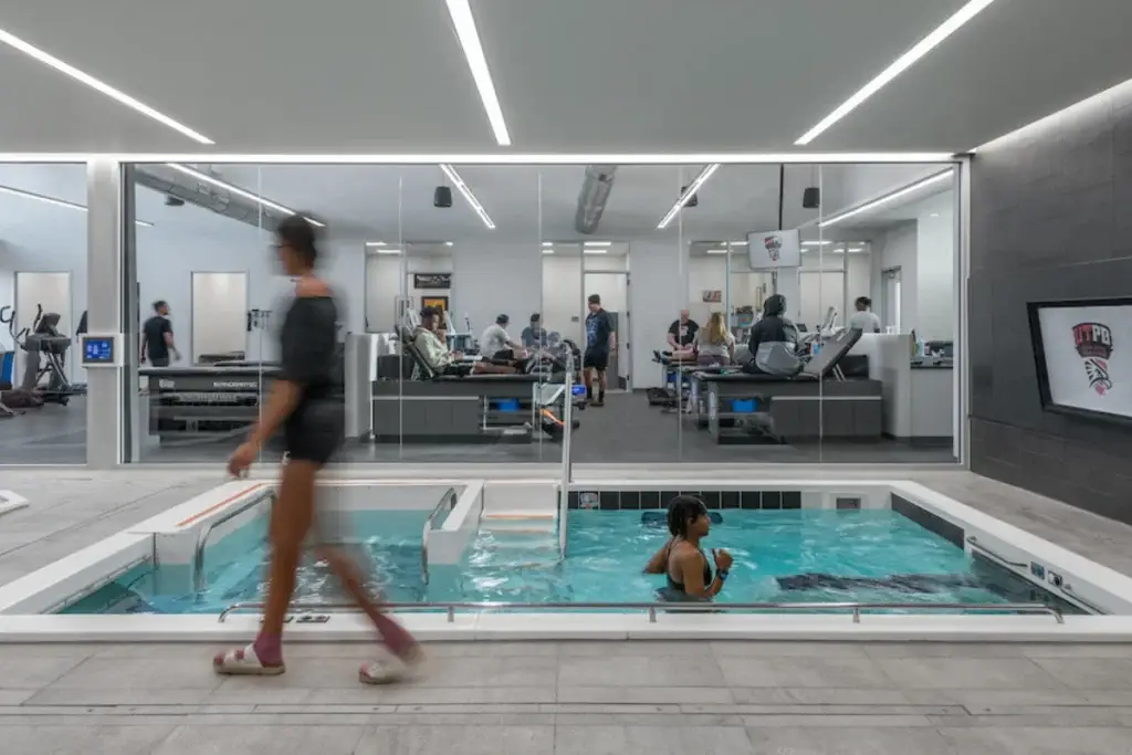 UTPB hydrotherapy room